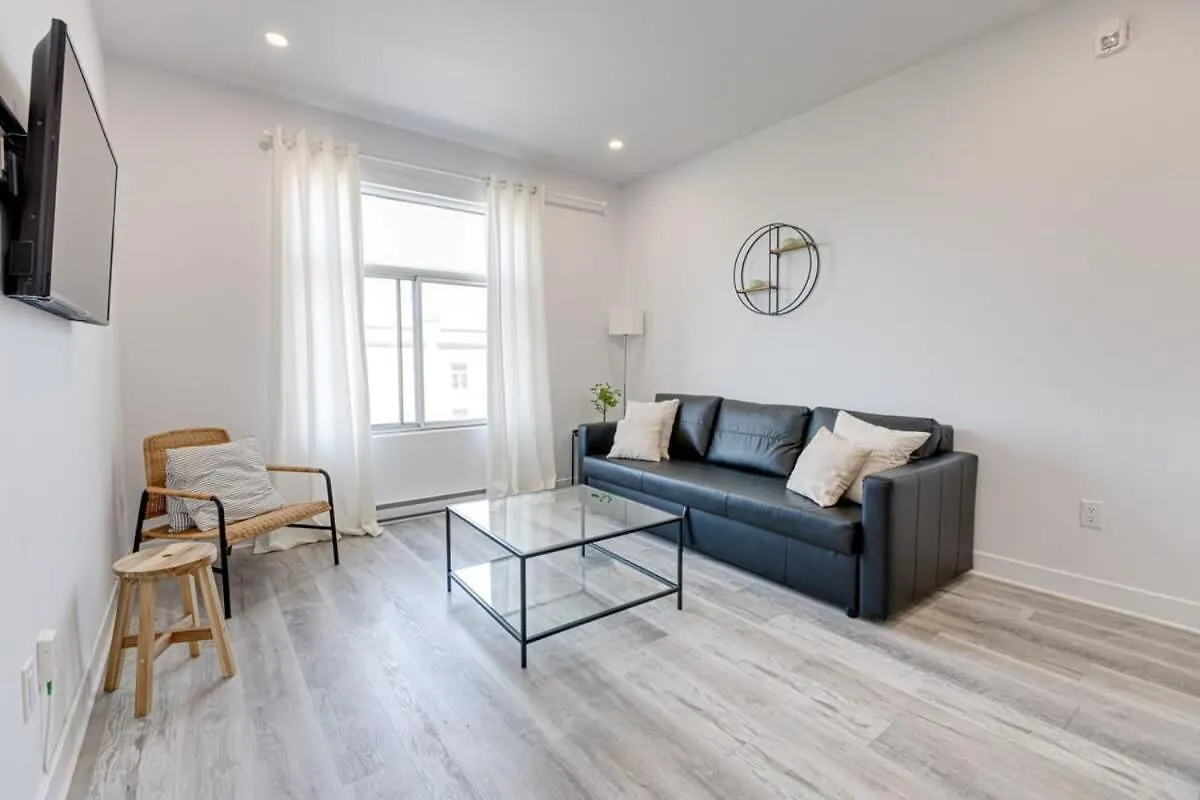 M11 Neat & Spacious 1Br In Heart Of Plateau Mtl Montreal Canada